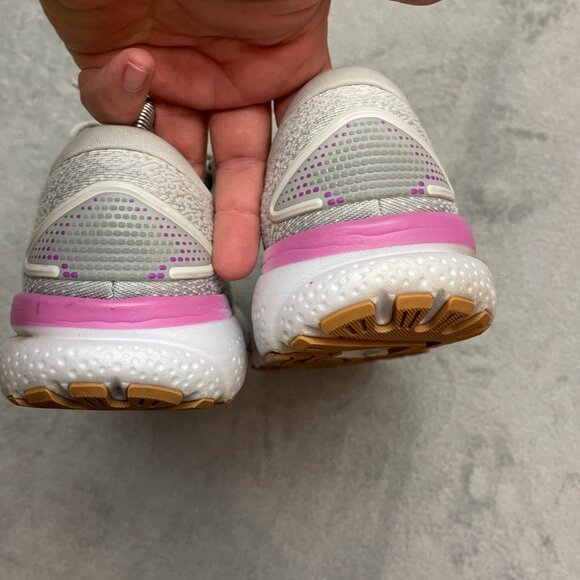 Brooks Womens Ghost 16 1204071D175 Gray Running Shoes Sneakers Size 8D Wide - Picture 4 of 9